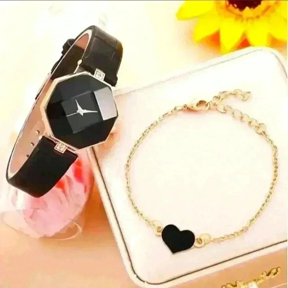 Black beveled watch - Picture 2 of 4